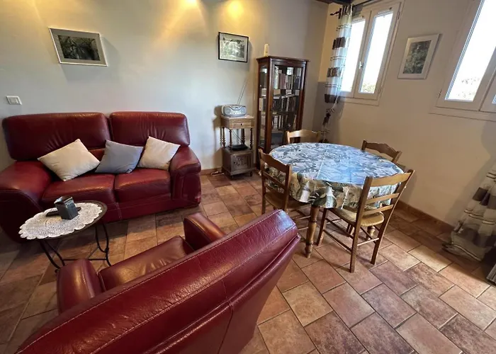 Petit Rimbez Feriehus *